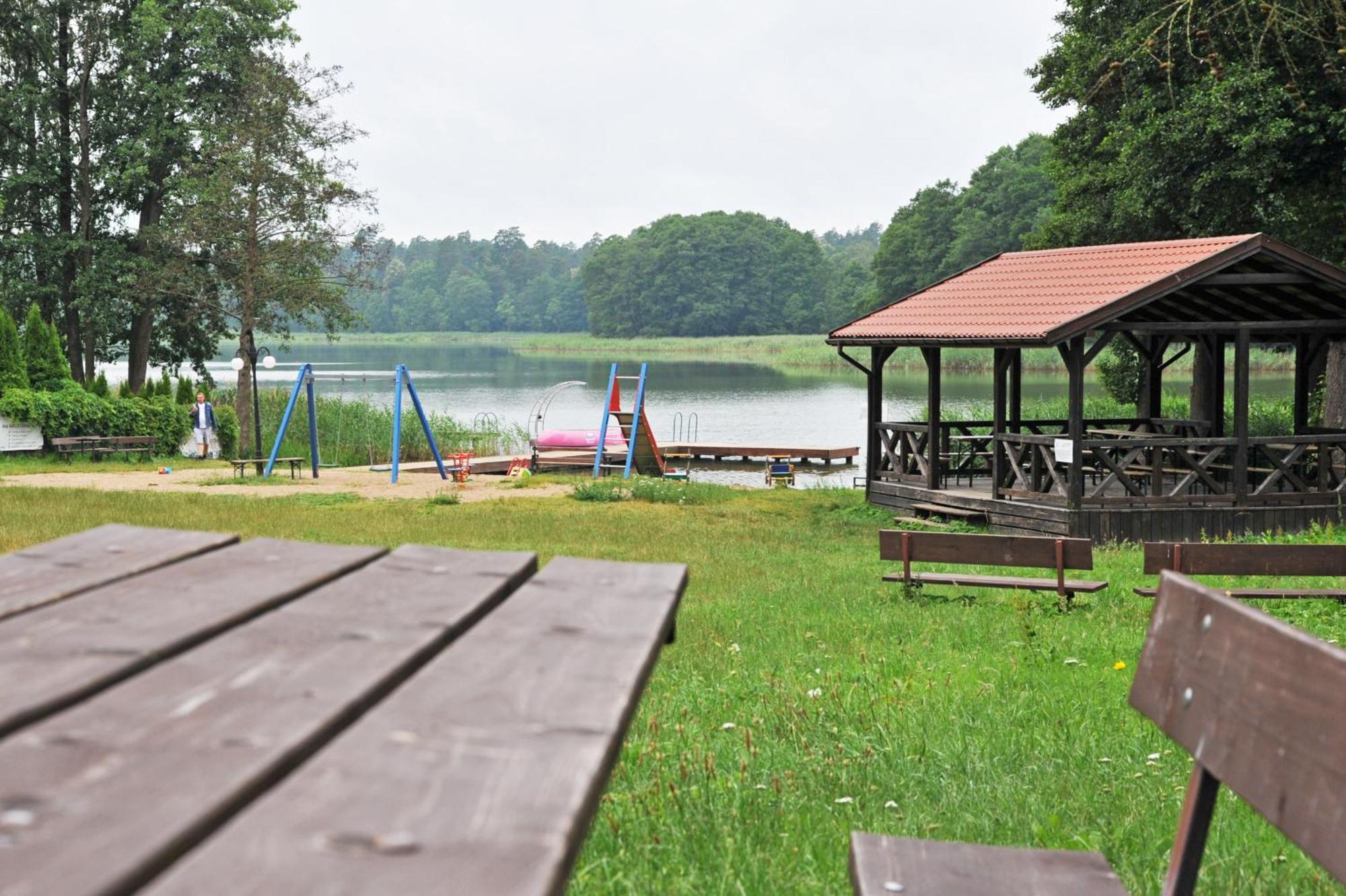 Yacht Club Wejsuny Ruciane-Nida